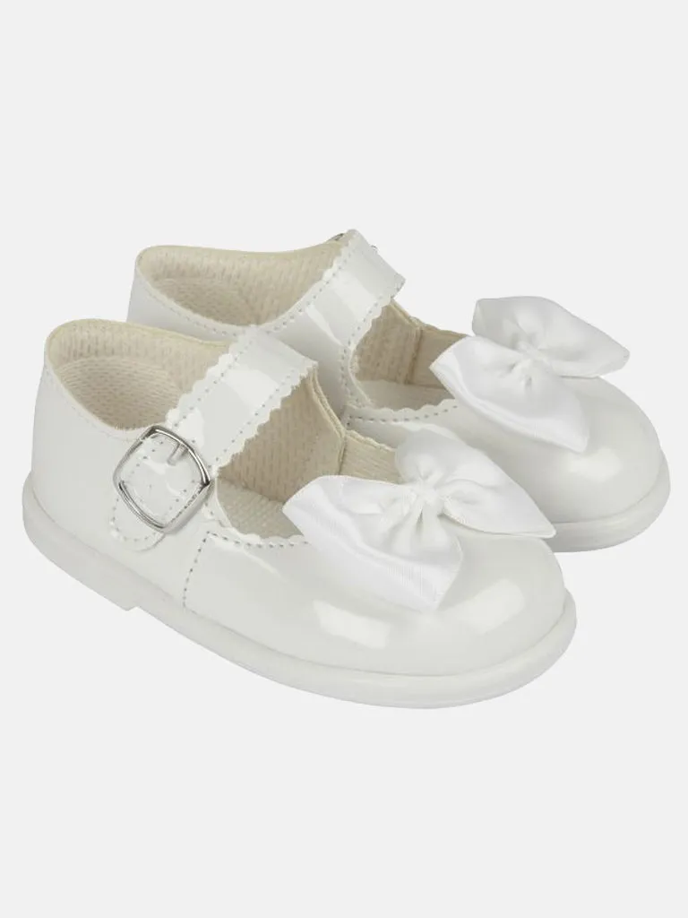 Baypods Girls Hard Soled Shoe with Bow-White